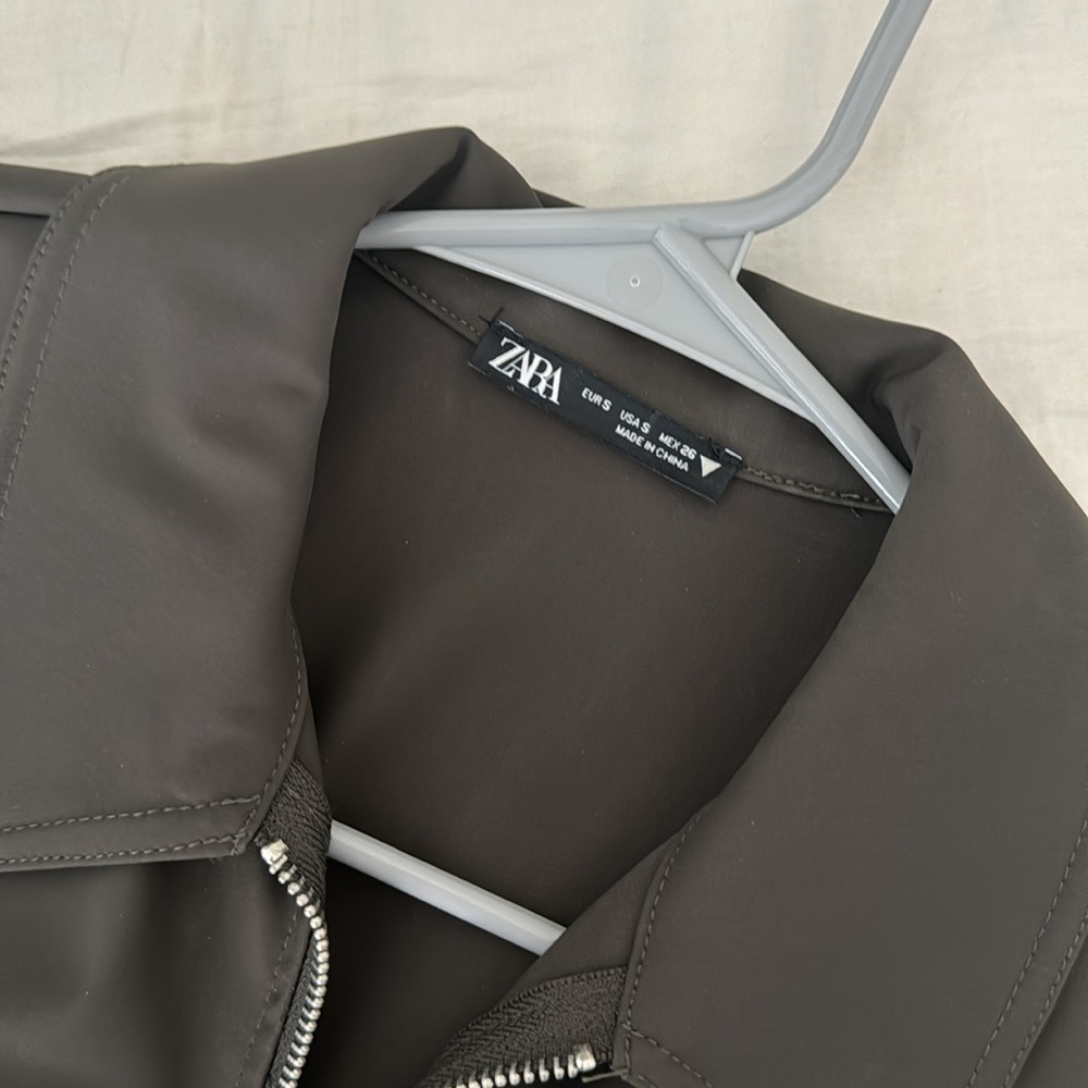 Zara Jacket - Picture 2 of 6